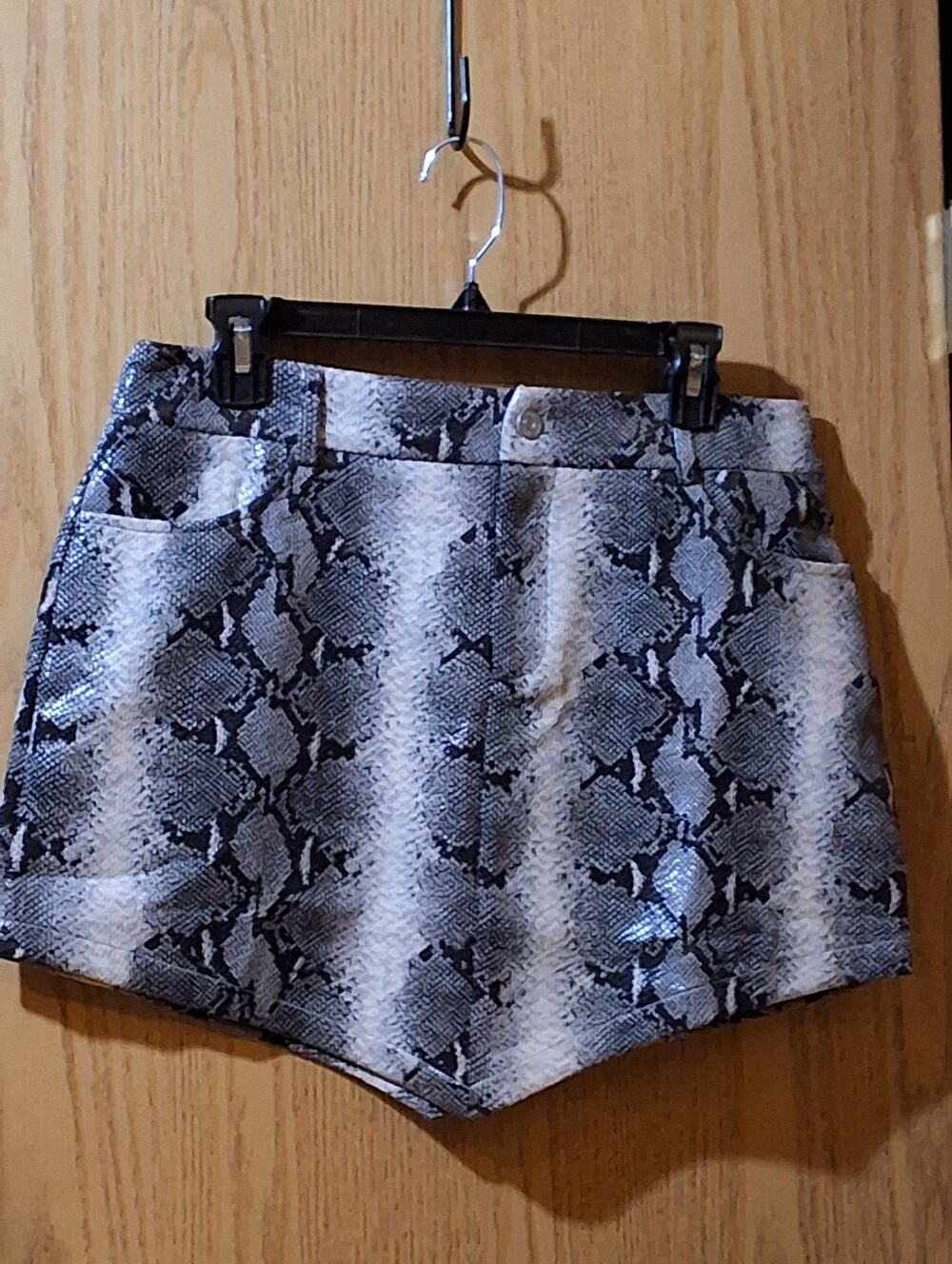 4th + Reckless Stretch Snakeskin Print Mini Skirt NWOT Size 10